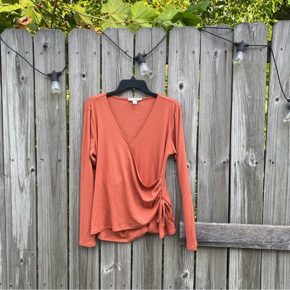 French Laundry Rust Orange Ribbed Faux Wrap Ruched Side Tie Top Large